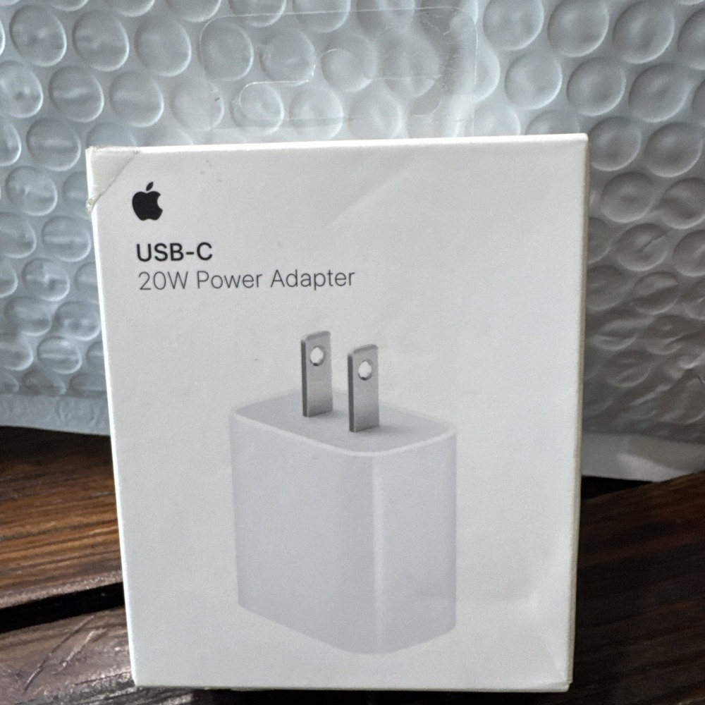 Genuine Apple 20W USB-C [Quick Charger] Wall Power Adapter OEM‎ A2305 iPhone